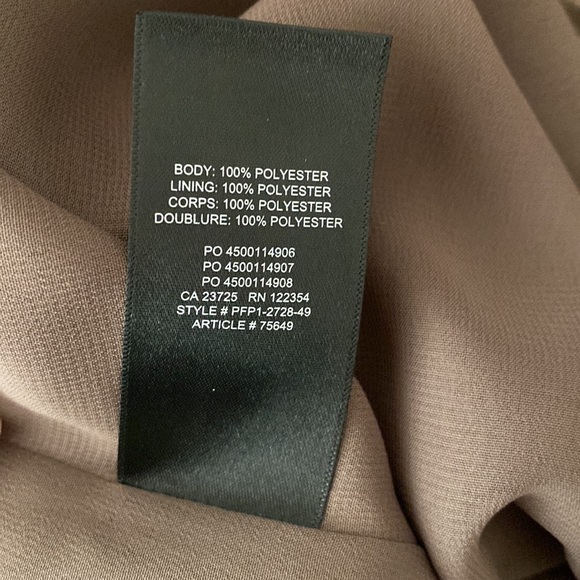 Aritzia babaton small tank - Picture 9 of 10